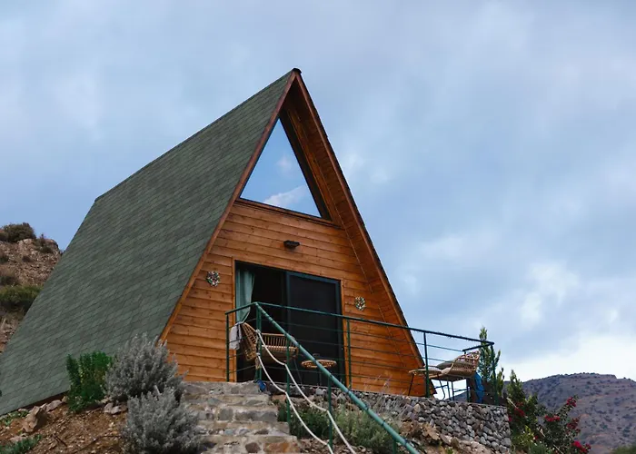 Cozy Glamping Cabin With Pool, Perfect For Couples & Families