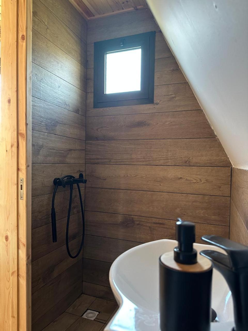 Apartment Cozy Glamping With Pool, Perfect For Couples & Families *